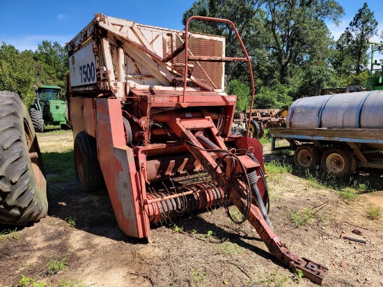 BUSH HOG HI CAP 7500 PEANUT HARVESTER