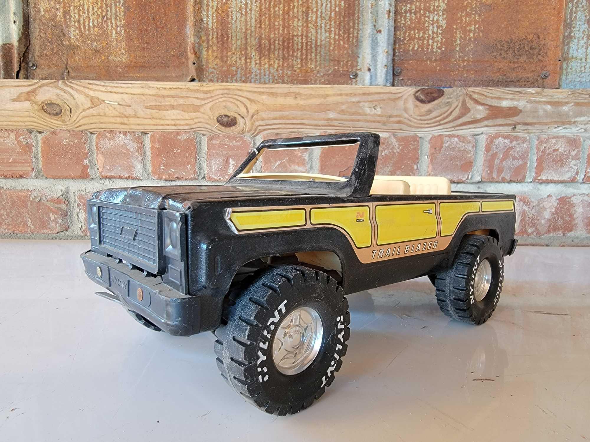 NYLINT TRAIL BLAZER TOY Proxibid