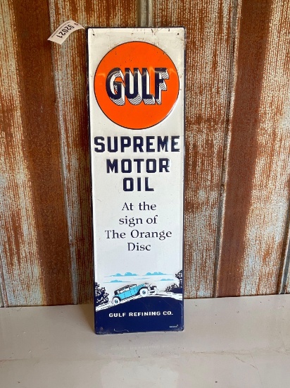 "GULF SUPREME MOTOR OIL"