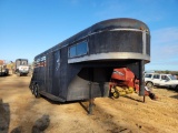 CHAPARRAL GN HORSE TRAILER