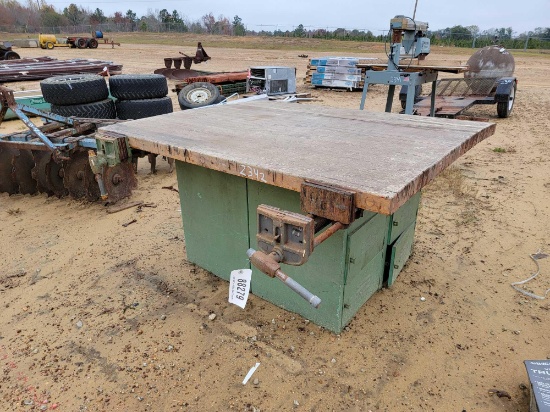 2342 - WORK TABLE