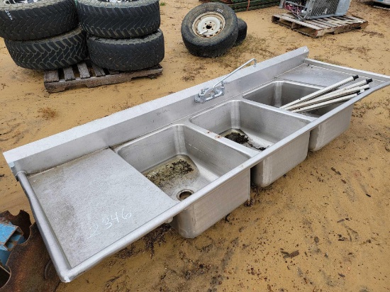 2346 - 3 - BAY STAINLESS STEEL SINK WITH LEGS