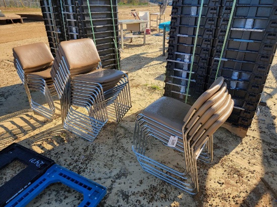 2470 - 19 CHAIRS