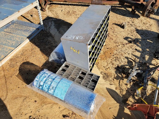 2480 - BAT BIN AND REFLECTIX INSULATION