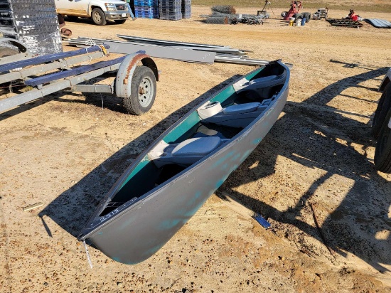 2515 - 14' FIBERGLASS BOAT