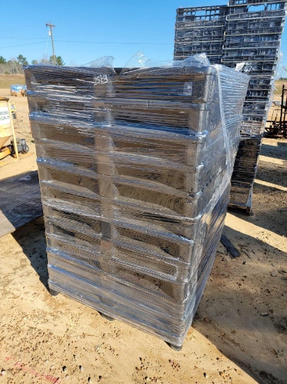 2528 - 12 PC HEAVY DUTY PALLETS