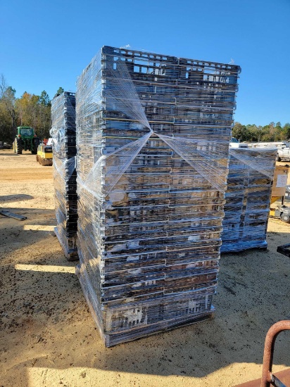 2530 - 60 PC PLASTIC BASKETS