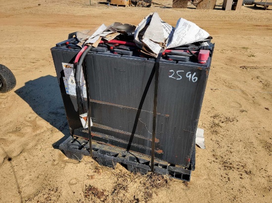 2596 - 36 VOLT FORK LIFT BATTERY