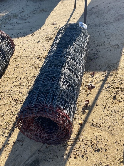 2634 - 330 FT RED BRAND RED WIRE FENCE
