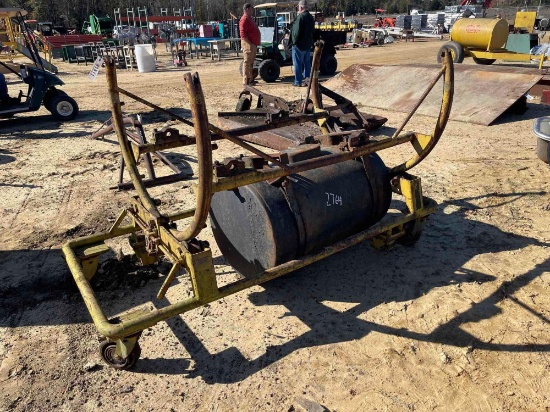 2764 - 4 - WHEEL TANK HOLDER