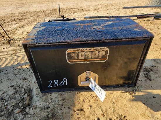 2809 - TOOL BOX