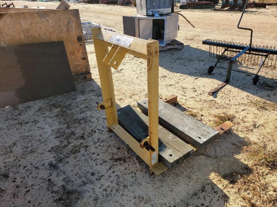2812 - 3 PT HITCH CARRY-ALL