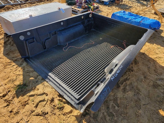 2832 - NISSAN BED LINER