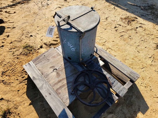 2846 - OLD TRASH CAN & PULLEY