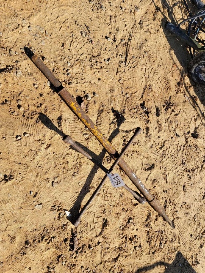 2920 - LUG WRENCH & TIRE TOOL
