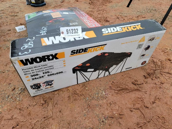 2983 - WORX WORK TABLE