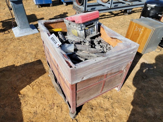 CRATE OF MISCELLANEOUS BITS