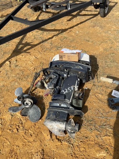 EVINRUDE 25 HP 120 PSI BOAT MOTOR
