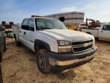 1064 - 2006 CHEVY 2500HD SERVICE BODY TRUCK