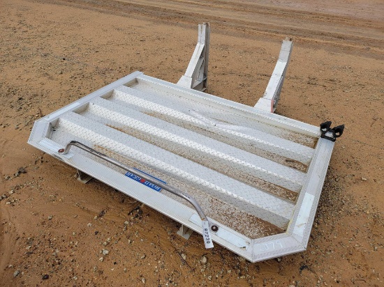 2079 - ROAD GEAR ALUMINUM HEADACHE RACK