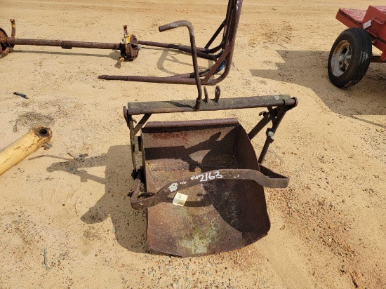 2163 - 30" DIRT SCOOP