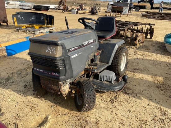 2412 - CRAFTSMAN LAWN TRACTOR