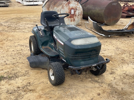 2460 - CRAFTSMAN LAWN TRACTOR