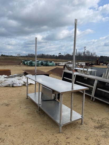 2503 - STAINLESS STEEL TABLE