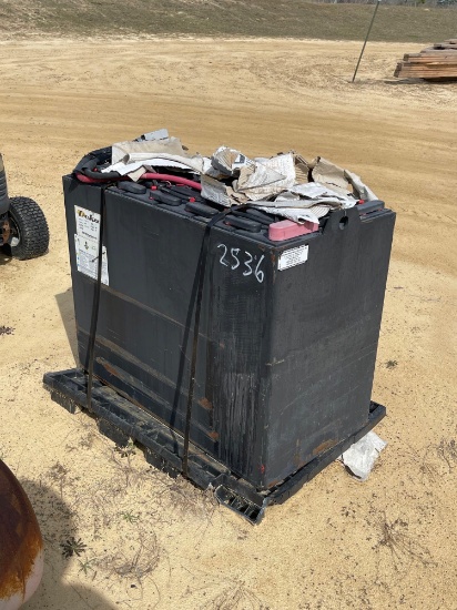 2536 - 36 VOLT FORK LIFT BATTERY