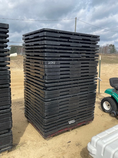 2541 - 30 - HD PLASTIC BASKETS