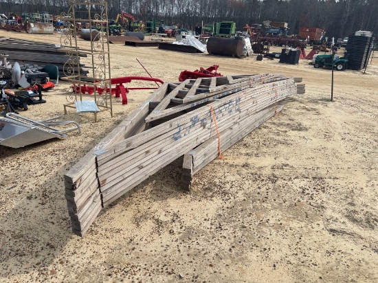 2560 - ABSOLUTE - BUNDLE OF WOOD SCISSOR TRUSS