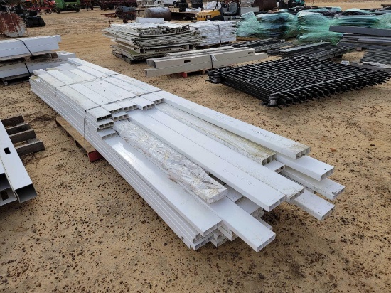 2608 - 3 - PALLETS OF VINYL FENCING