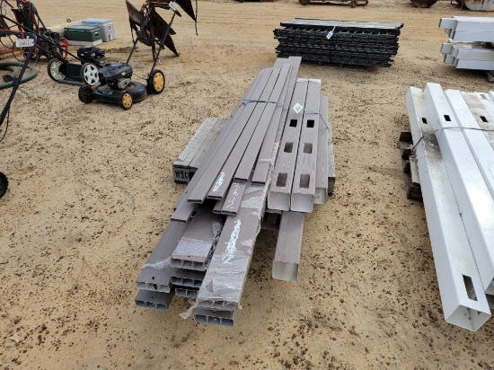 2612 - PALLET OF VINYL FENCING