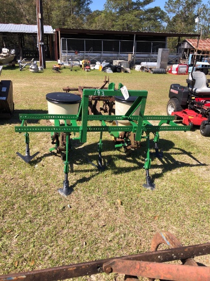 193 - JD 71 2 - ROW PLANTER