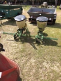 190 - JOHN DEERE 71 2-ROW PLANTERS