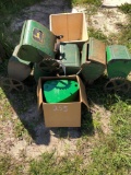 255 - 7 - INSECTISIDE HOPPERS FOR JOHN DEERE