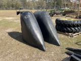 820 - ABSOLUTE 2 JOHN DEERE 6700 SPRAYER FENDERS