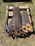 2127 - MISCELLANEOUS LOT OF HAND SAWS