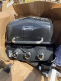 2140 - NEW DYNA-GLO 3 BURNER GAS GRILL