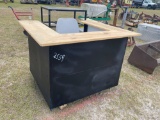 2559 - AUCTION BOOTH