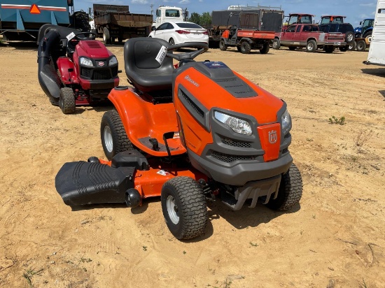 1047 - 2023 HUSQVARNA LAWN TRACTOR