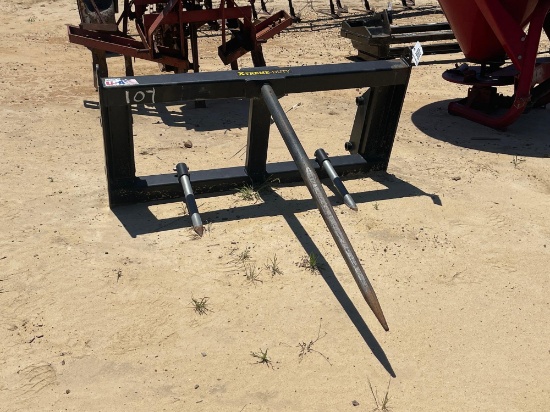 107 - HAY SPEAR PIN ON CONTRUCTION ATTACHMENT
