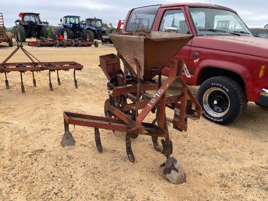 1070 - COVINGTON 1 - ROW PLANTER