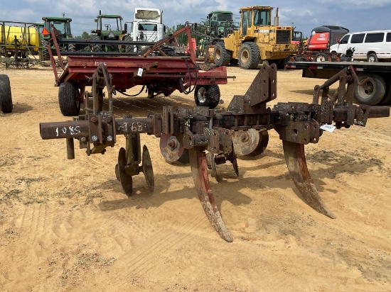 1085 - FOREST RIVER 2 - ROW RIPPER BEDDER