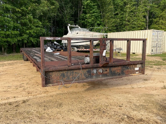 1215 - 8' X 40' CROSLEY 5TH WHEEL TRAILER