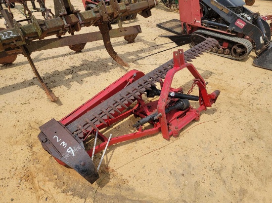 239 - INTERNATIONAL 1300 HARVESTER SICKLE MOWER
