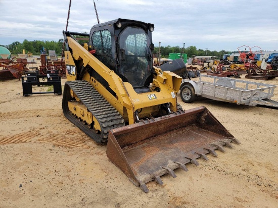 524 - 2017 CAT 299D2 CAB SKID STEER