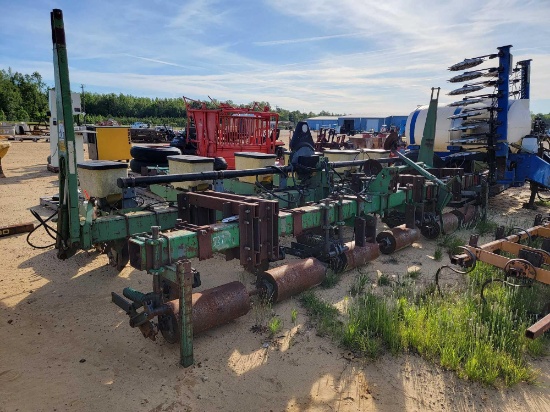 537 - JOHN DEERE 6 - ROW MAX EMERGE 2 AIR PLANTERS