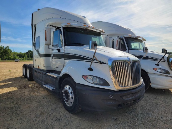 566 - 2009 INTERNATIONAL PROSTAR SLEEPER CAB
