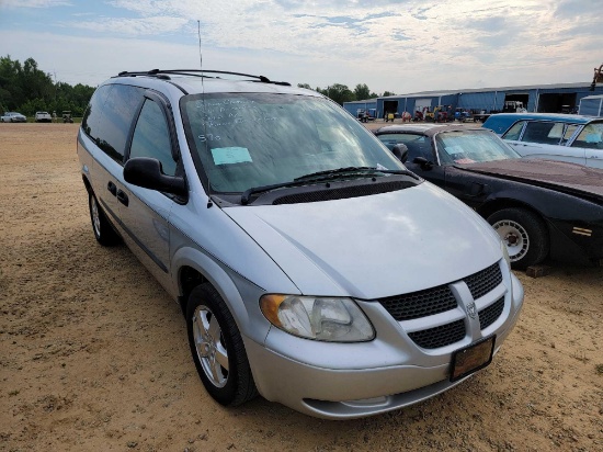 570 - 2003 DODGE CARAVAN